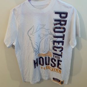 NWOT UMD Bulldogs “Protect this house” T